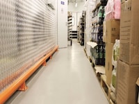 Self-leveling floor in the warehouse of the hypermarket