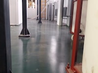 Self-leveling floor in a machine-building enterprise, painting line