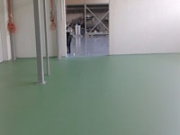  Self-leveling floor in baby food production shops (not in use)